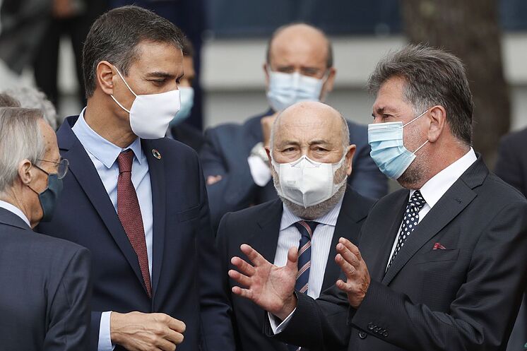 L'homme d'affaires, Amancio L