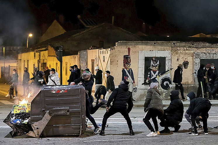 Des émeutes ont eu lieu vendredi soir à Burgos après la manifestation ...