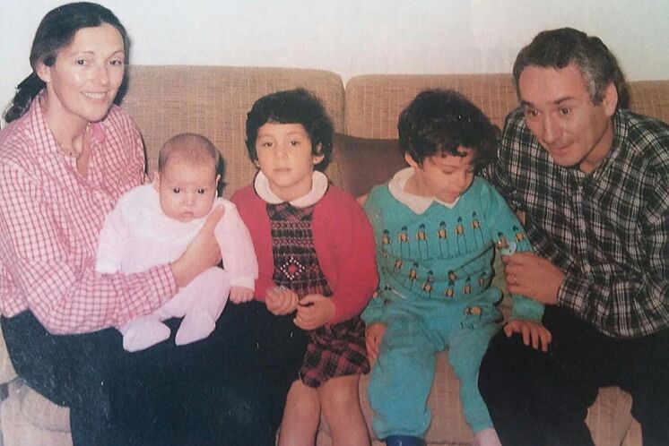 Fernando Cuadrado, avec sa femme et ses trois enfants.