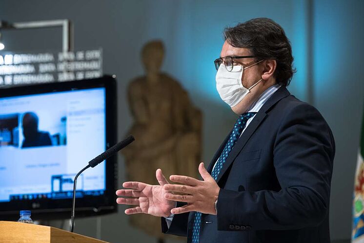 Le ministre de la Santé, Jos