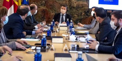 Garca-Page s&rsquo;engage également à modifier l&rsquo;état de l&rsquo;alarme pour faire avancer le couvre-feu