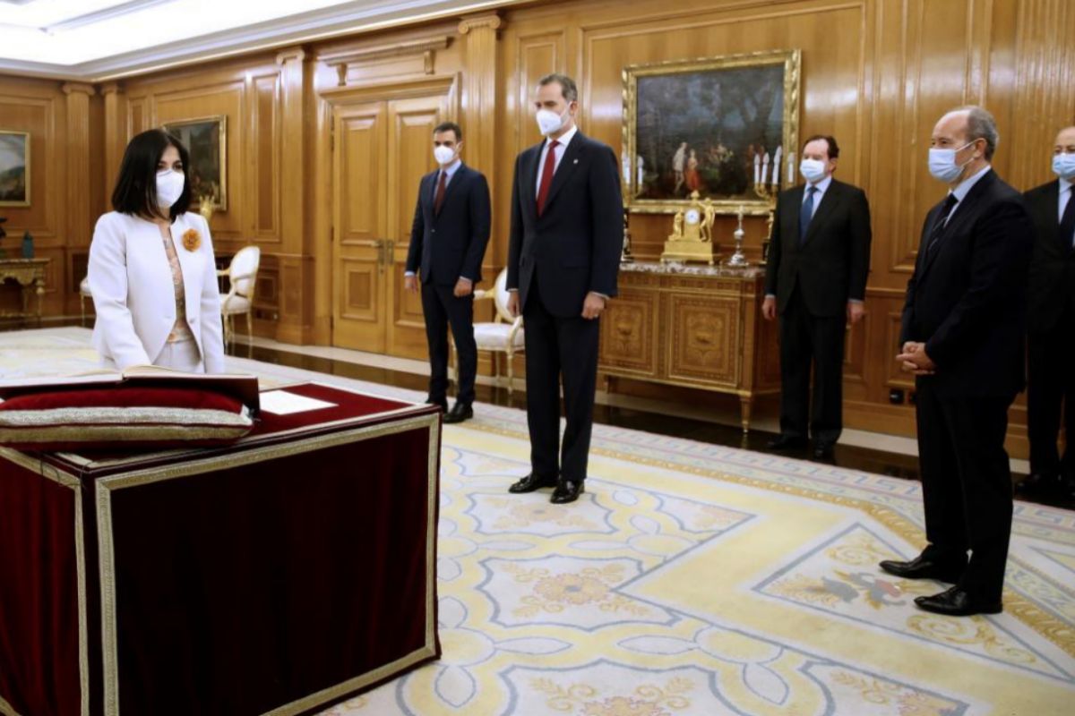 Carolina Darias promet son poste de ministre de la Santé.