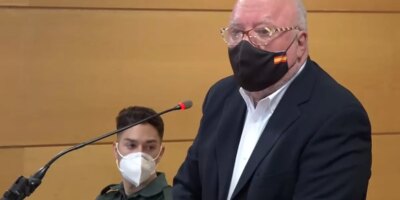 Le PSOE cède et permet au commissaire Villarejo de comparaître dans la commission pour enquêter sur «  l&rsquo;opération cuisine  »