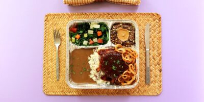 Le restaurant et bar Lazy Dog ajoute du pain de viande de bison à sa gamme de plats à la télévision