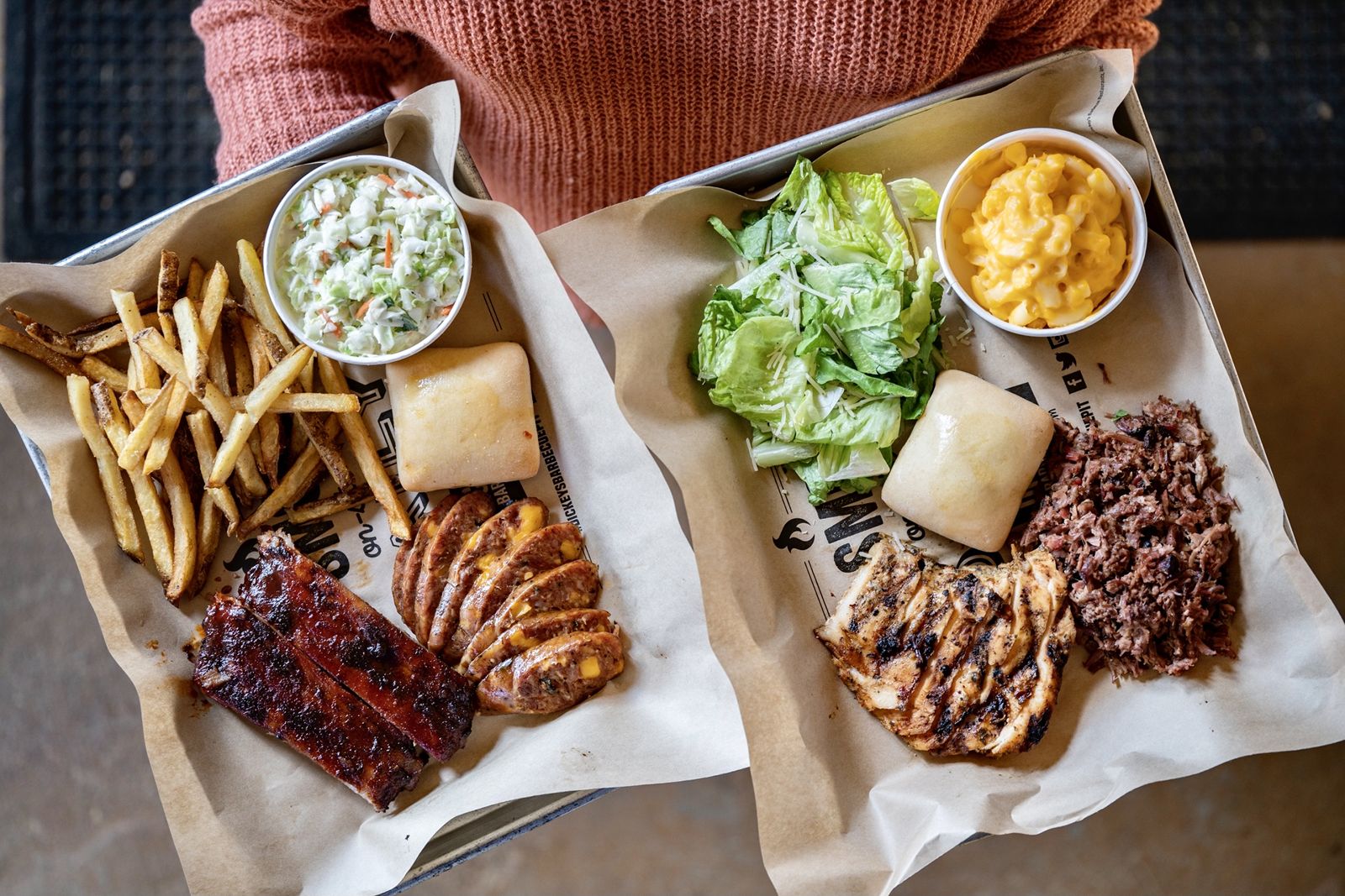 Célébrez votre amour en fumant avec un repas pour deux au Dickey's Barbecue Pit