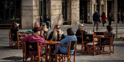 Première condamnation d&rsquo;un assureur pour indemniser un restaurant pour les pertes Covid-19