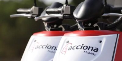 Le procureur enquête sur le conseiller mobilité d&rsquo;Ada Colau pour l&rsquo;attribution du service moto électrique