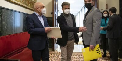 On peut parier sur gouverner avec la CUP en Catalogne et désarmer la police anti-émeute des Mossos