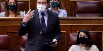 Le Conseil électoral soutient la suspension du compte Vox sur Twitter pour incitation à la haine