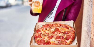 Blaze Pizza propose des pizzas fraîches personnalisables à un prix unique à Stuart avec l&rsquo;inauguration d&rsquo;un restaurant local