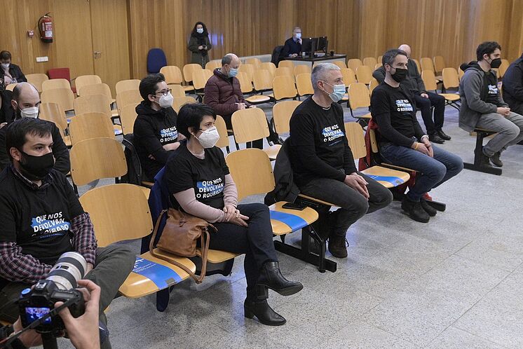 Les accusés pour avoir accédé à Casa Cornide, ce mois-ci, dans le procès ...