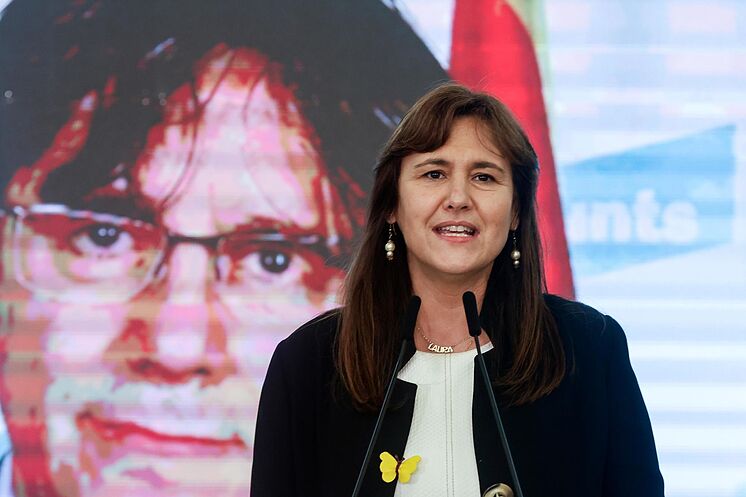 La candidate JxCat à la présidence de la Generalitat, Laura ...