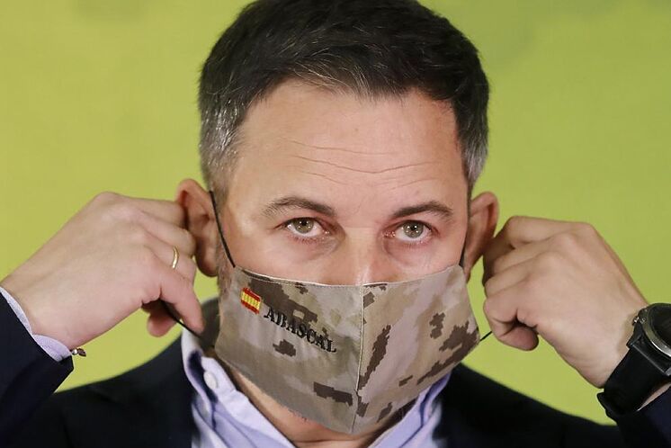 Santiago Abascal, lundi, lors d'une conférence de presse de Barcelone.