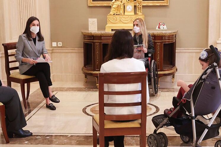 Reine Letizia, ce jeudi, lors d'une audience avec la reine Letizia ...