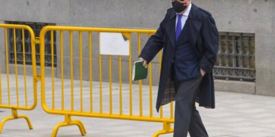 Villarejo, provocateur à l&rsquo;audience: « Je veux témoigner pour 100 pièces, 30 me paraissent peu »