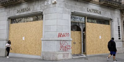 Le double fléau contre le «  mile d&rsquo;or  » de Barcelone: ​​des restrictions de Covid aux émeutes de Pablo Hasel