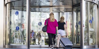 Les hôteliers valenciens craignent la «turismphobie» que la fermeture du périmètre à Pâques peut engendrer