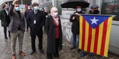 L&rsquo;extrême droite et l&rsquo;extrême gauche, les principaux partisans des indépendantistes contre la pétition