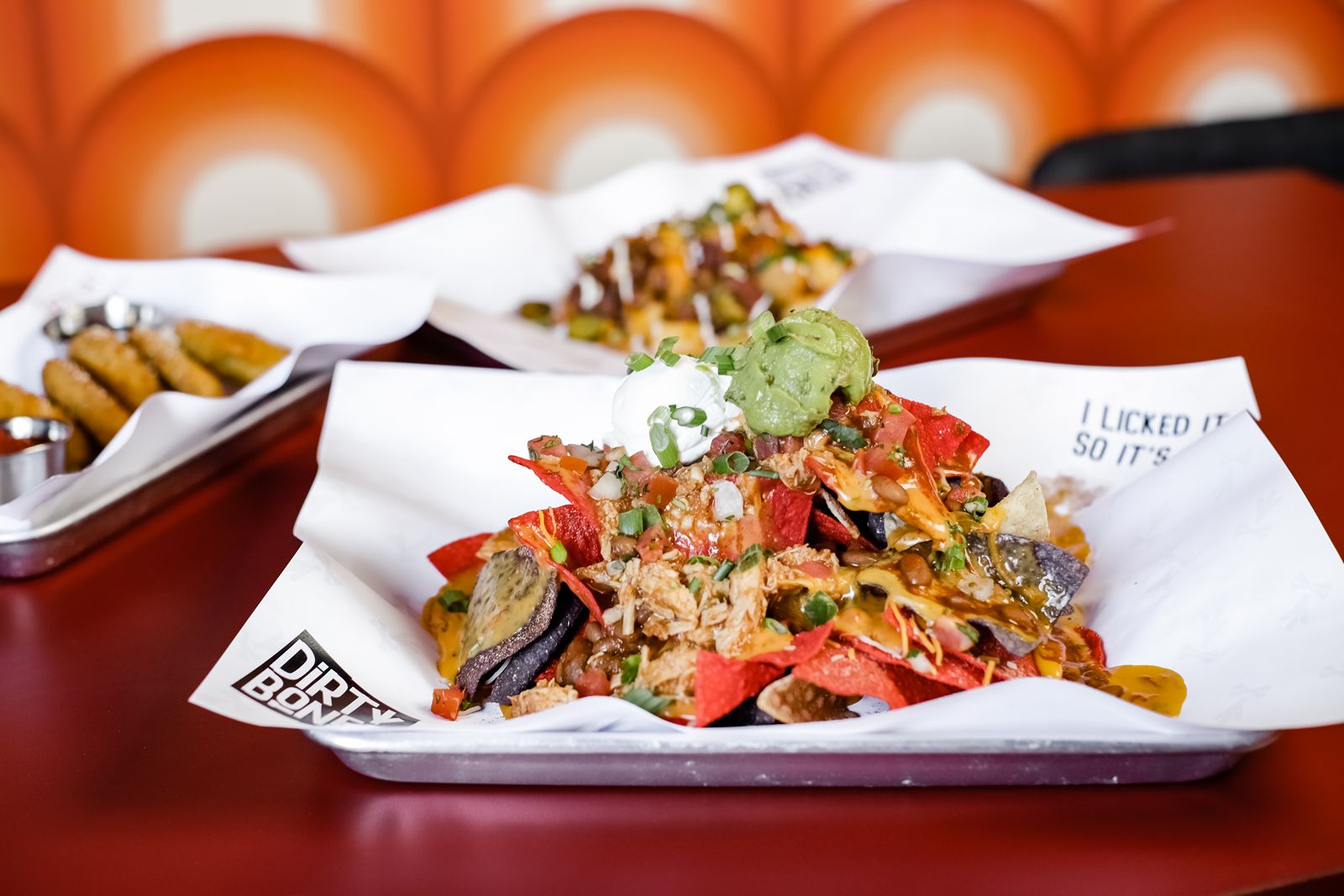 Préparez-vous à `` devenir sale '' au nouvel emplacement de l'aile de West 7th: Dirty Bones, ouverture le 17 mars