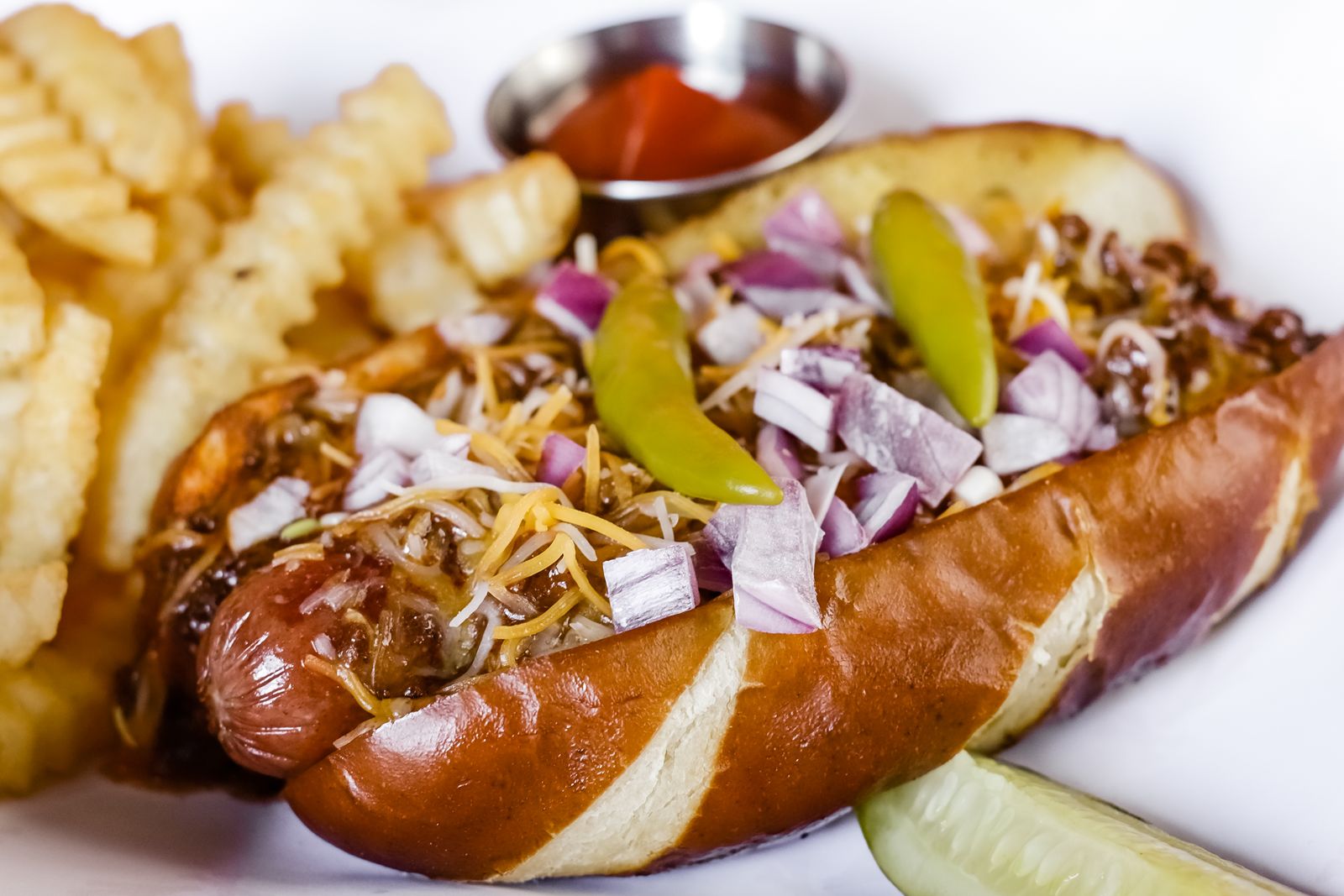 Préparez-vous à `` devenir sale '' au nouvel emplacement de l'aile de West 7th: Dirty Bones, ouverture le 17 mars