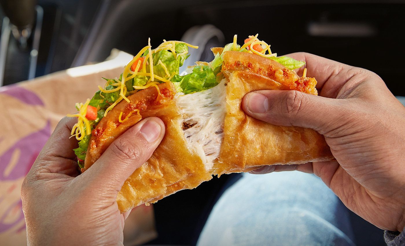 Taco Bell ramène l'une de ses offres à durée limitée les plus emblématiques: la Quesalupa Taco Bell ramène l'une de ses offres à durée limitée les plus emblématiques: la Quesalupa