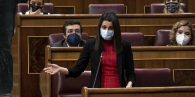 Arrimadas a appelé Casado pour lui dire de ne pas soutenir la censure à Madrid ou en Castille et Len: « Je vais dormir la conscience tranquille »