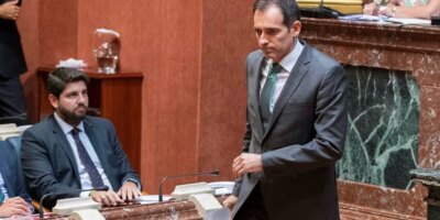 Les 3 anciens députés Vox dont dépend la motion à Murcie: « Il faut soutenir le PP parce qu&rsquo;il est de droite? »