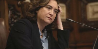 Le procureur enquête sur Ada Colau pour avoir accordé 3,4 millions d&rsquo;euros à des «  chiringuitos  » auxquels elle était liée