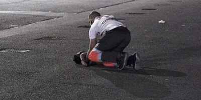 Deux immigrés quittent l&rsquo;unité de soins intensifs et la fille et un adulte restent admis