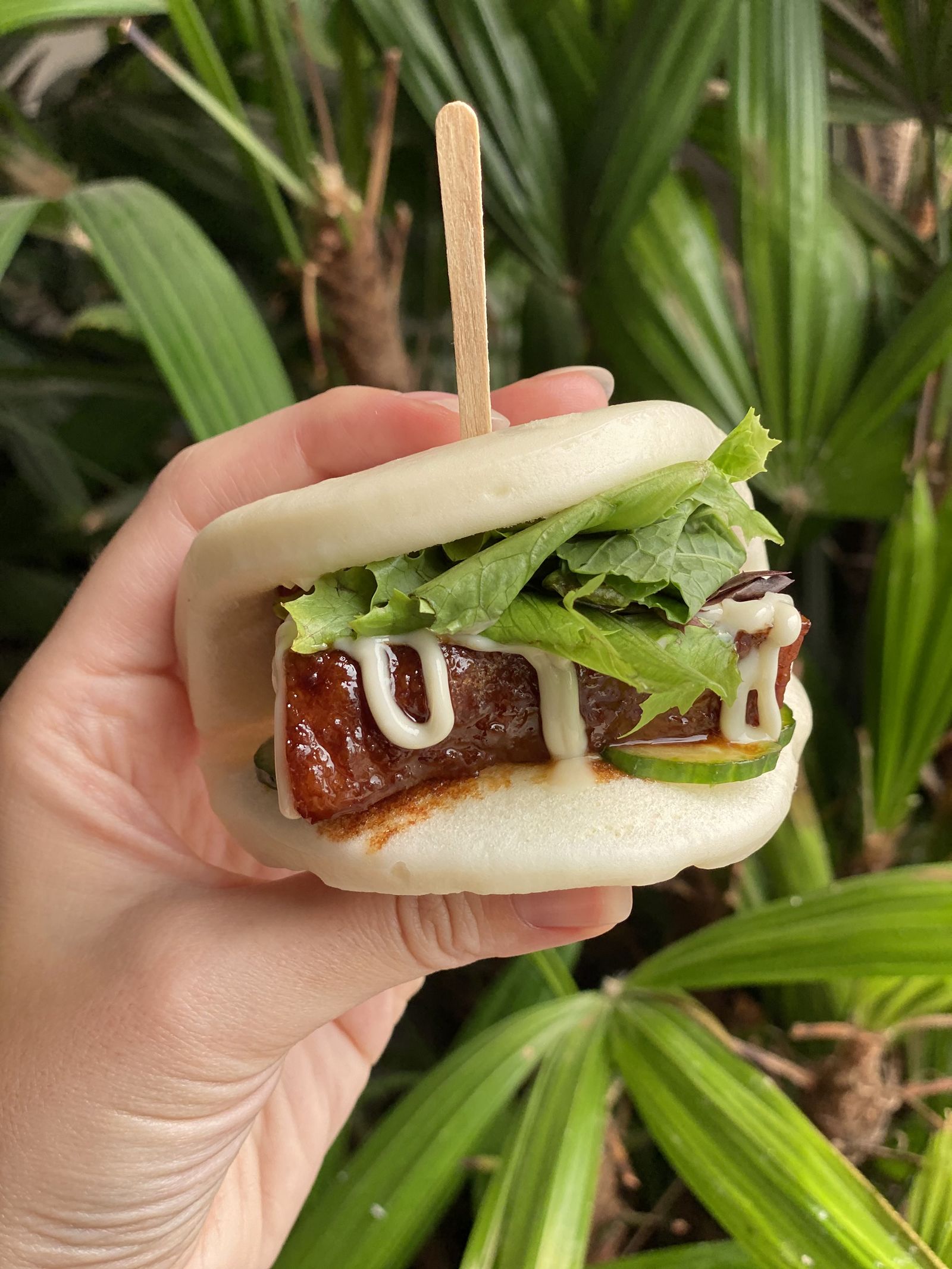 Le bar JINYA Ramen célèbre sa grande ouverture à Tustin, Californie