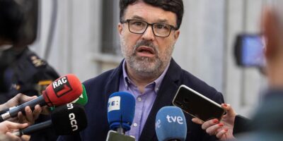 Le procureur demande 16 mois de récusation pour Josep Joan Nuet pour sa désobéissance « obstinée » à la Cour constitutionnelle