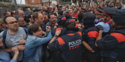 Une enquête est ouverte contre les commandants et agents des Mossos d&rsquo;Esquadra pour leur action sur 1-O