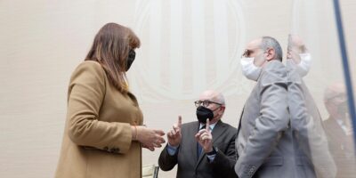 Dissolution des avocats au Parlement avec l&rsquo;arrivée de Borrs: l&rsquo;avocat principal quitte son poste