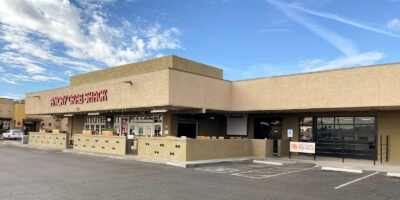 Angry Crab Shack fait un don de 10000 $ à la Houston Food Bank alors que les familles continuent de se reconstruire après une tempête hivernale meurtrière inattendue