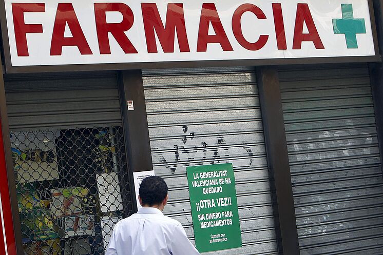 Une pharmacie a fermé en 2012 en raison de défaillances de la Generalitat.