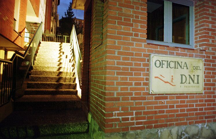 Entrée du bureau DNI.