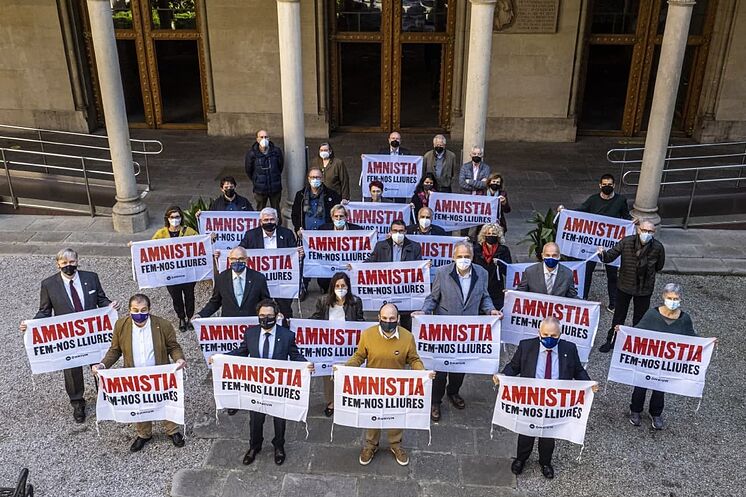 Demande d'amnistie à l'UB.