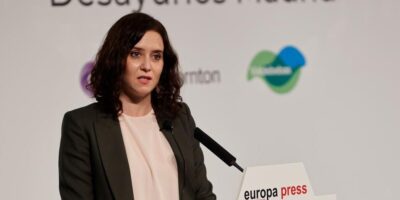 Le CIS de Tezanos donne une égalité à 68 sièges de gauche et de droite et laisse Vox sur le point d&rsquo;être exclu de l&rsquo;Assemblée de Madrid