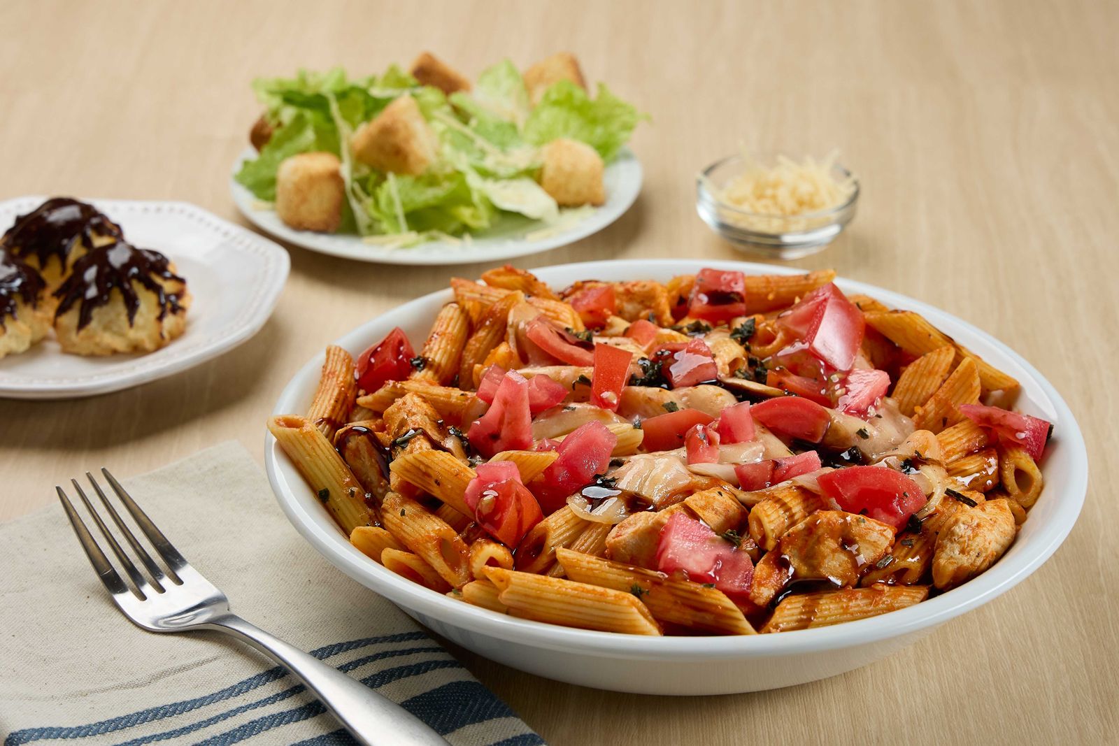 TooJay's Deli lance un nouveau repas à 14,99 $ Choisissez trois repas