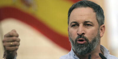 Santiago Abascal: « Nous subissons la violence comme personne d&rsquo;autre mais ils ne nous trouveront pas dans la confrontation civile »
