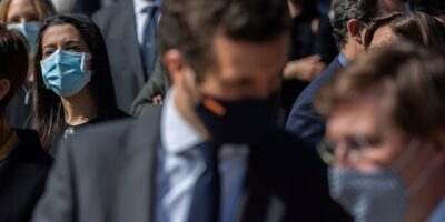 Casado affirme qu&rsquo;il a offert à Ciudadanos une union « dans les deux sens » et Arrimadas répond qu&rsquo;il n&rsquo;est que « bavard »