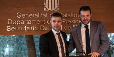 Ils enquêtent sur un ancien haut fonctionnaire du gouvernement pour avoir détourné des fonds publics vers l&rsquo;indépendance