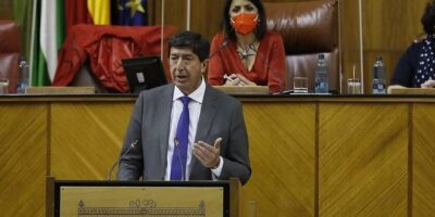 Le gouvernement de Juanma Moreno récupère le soutien de Vox au Parlement andalou