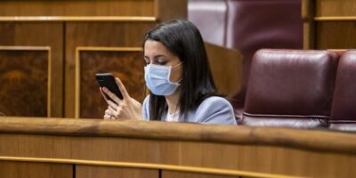 Arrimadas accuse Ayuso de porter « les médailles de la gestion économique des citoyens »