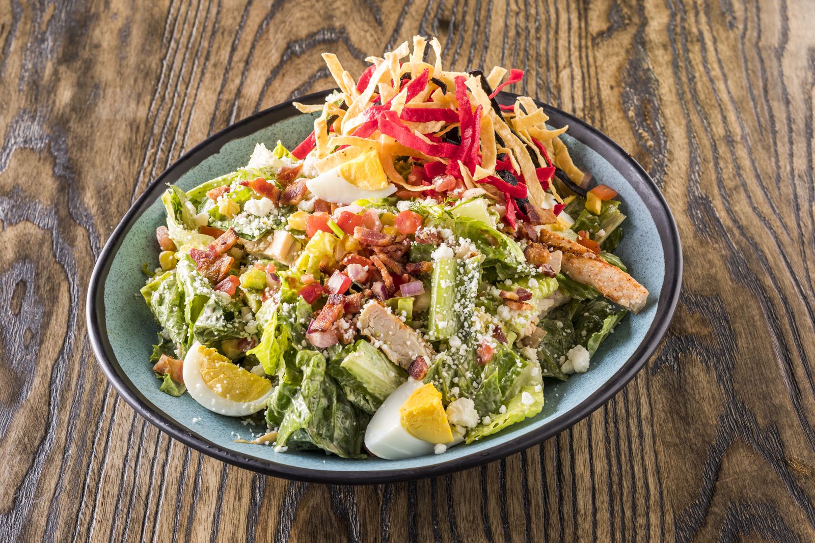 Wingers présente de nouvelles salades alléchantes à durée limitée Wingers présente de nouvelles salades alléchantes à durée limitée