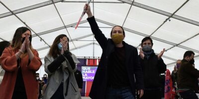 Podemos rompt la trêve de la gauche et lance la lutte avec le PSOE et Mme Madrid