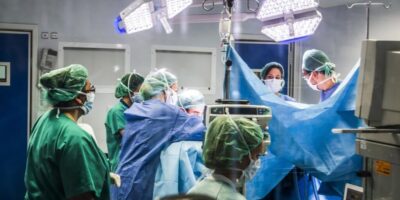 Le Pays basque suspend toutes les opérations non urgentes pendant deux semaines car 83% de ses USI sont occupées