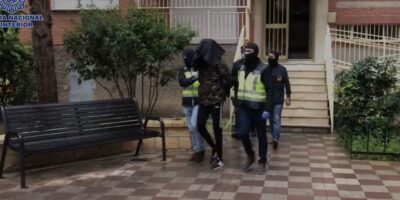Deux anciens «  menas  » et un jeune maghrébin arrêtés pour terrorisme djihadiste et menaces contre les intérêts français en Espagne