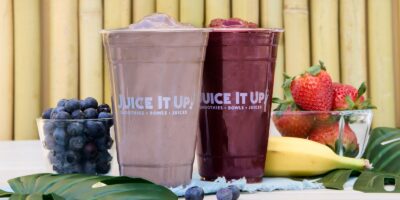 Deux nouveaux smoothies Açaí sur le pont de Juice It Up!