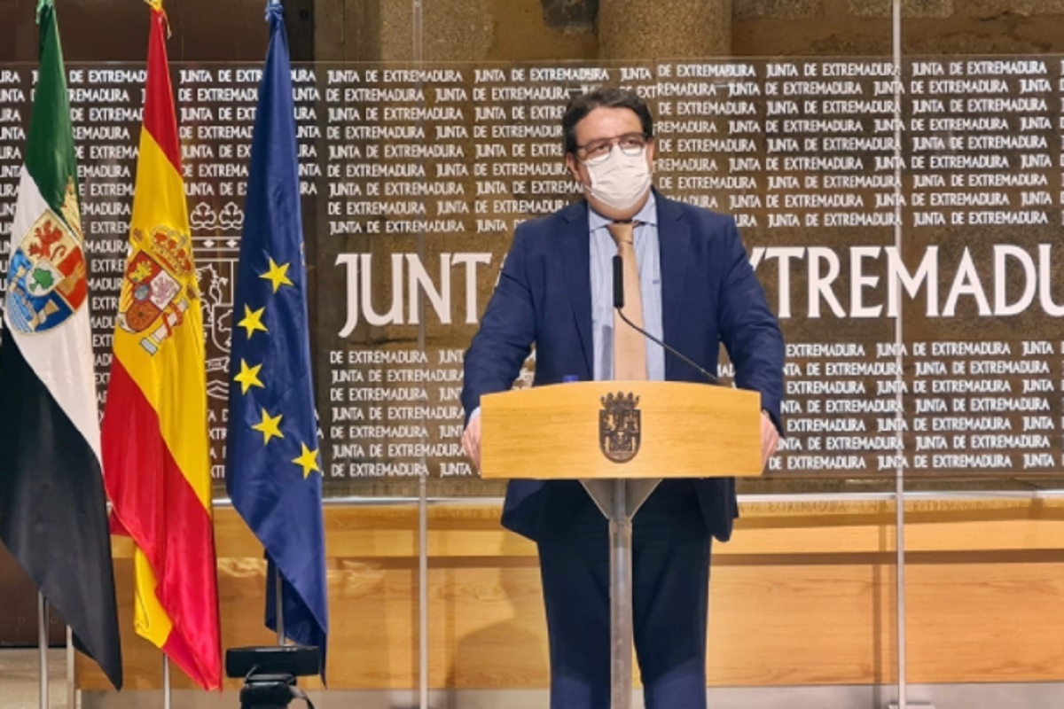 Le ministre de la Santé annonce la fermeture du périmètre d'Estrémadure.